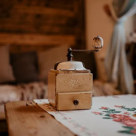 Zapiecek Drewniana Rustykalna Babci Ludwiki クロシチェンコ