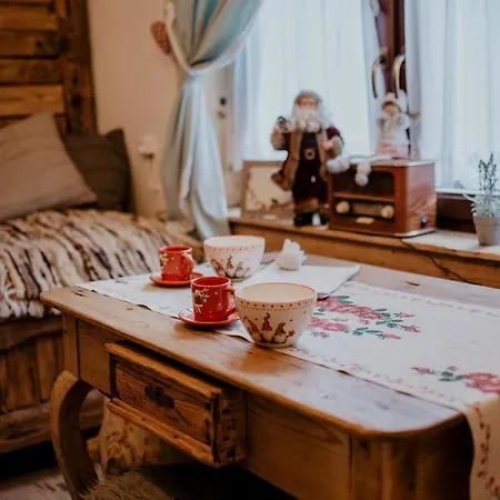 Zapiecek Drewniana Rustykalna Babci Ludwiki *