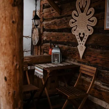 Zapiecek Drewniana Rustykalna Babci Ludwiki Feriehus *