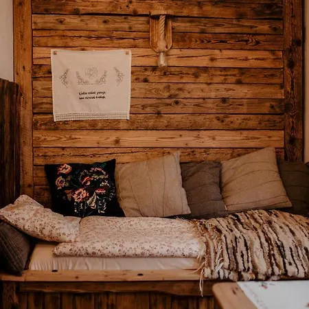 Zapiecek Drewniana Rustykalna Babci Ludwiki Krościenko