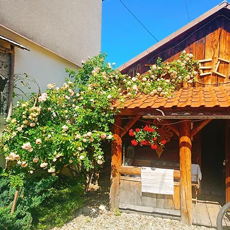 Zapiecek Drewniana Rustykalna Babci Ludwiki Feriehus *